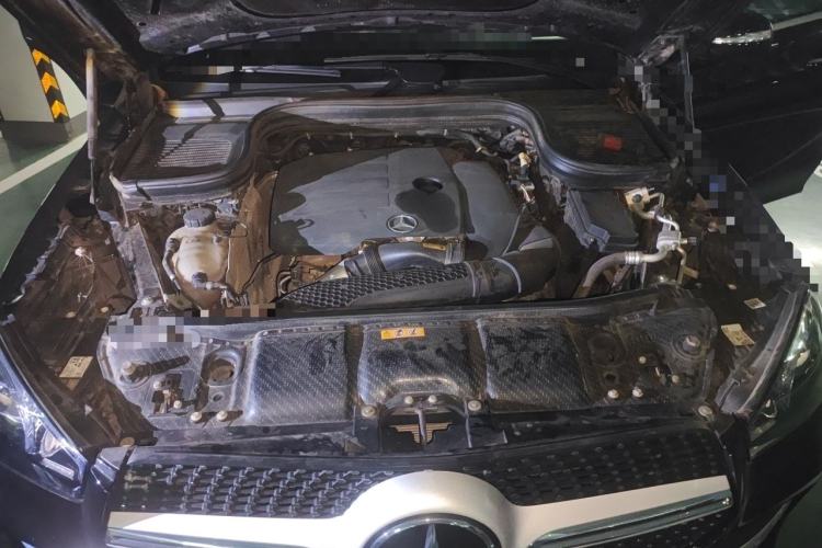 Used Mercedes-Benz GLE 2021 GLE 350 4MATIC Dynamic Edition Engine Bay