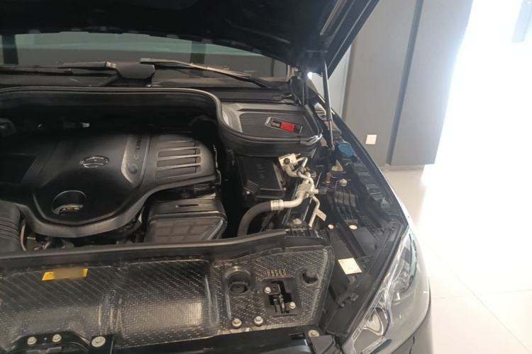 Used Mercedes-Benz GLE 2021 GLE 450 4MATIC Stylish Model Engine Bay Left