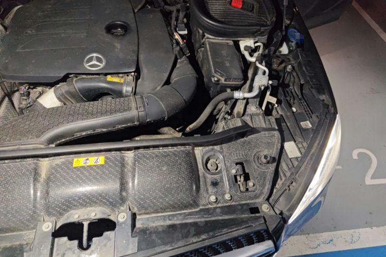 Used Mercedes-Benz GLE 2021 GLE 350 4MATIC Dynamic Edition Engine Bay Left