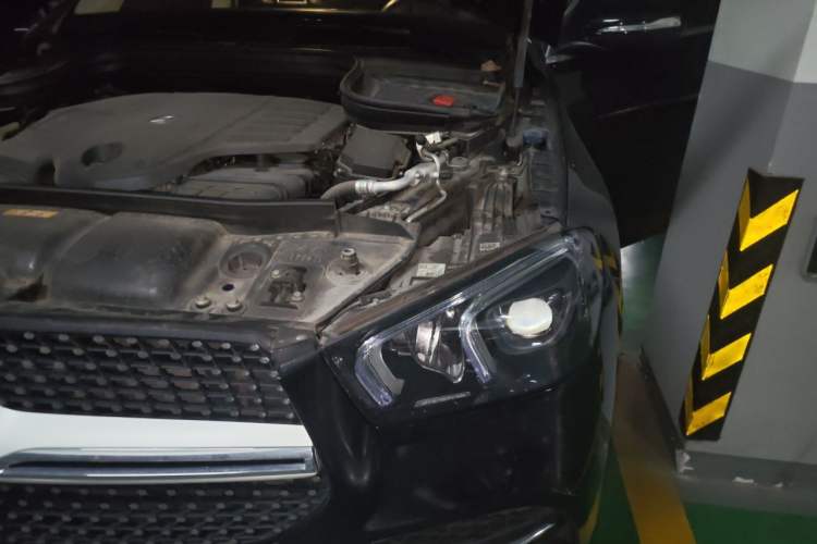 Used Mercedes-Benz GLE 2021 GLE 450 4MATIC AMG Line Engine Bay Left