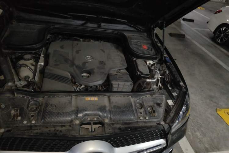 Used Mercedes-Benz GLE 2021 GLE 450 4MATIC Stylish Model Engine Bay Left
