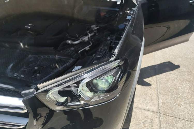 Used Mercedes-Benz GLE 2021 GLE 350 4MATIC Dynamic Edition Engine Bay Left
