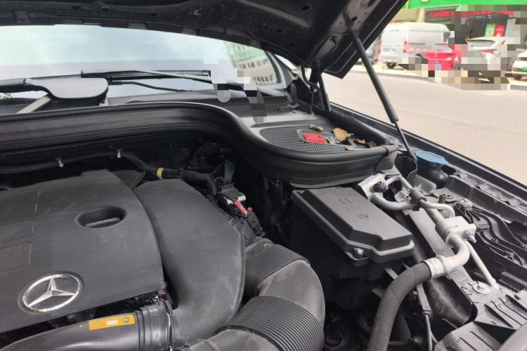 Used Mercedes-Benz GLE 2021 GLE 350 4MATIC Stylish Model Engine Bay Left
