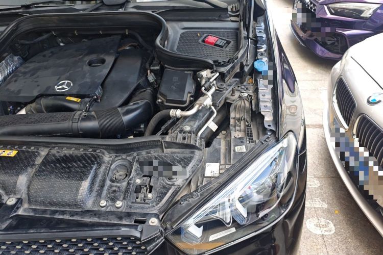 Used Mercedes-Benz GLE 2021 GLE 350 4MATIC Stylish Model Engine Bay Left