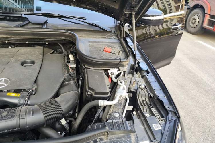 Used Mercedes-Benz GLE 2021 GLE 350 4MATIC Dynamic Edition Engine Bay Left