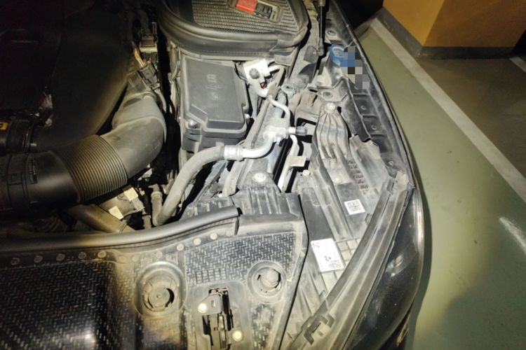 Used Mercedes-Benz GLE 2021 GLE 350 4MATIC Stylish Model Engine Bay Left