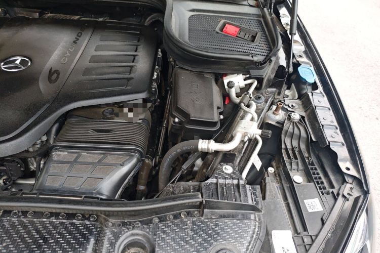 Used Mercedes-Benz GLE 2021 GLE 450 4MATIC Luxury Model Engine Bay Left