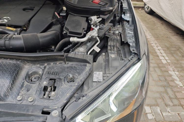 Used Mercedes-Benz GLE 2021 GLE 350 4MATIC Stylish Model Engine Bay Left