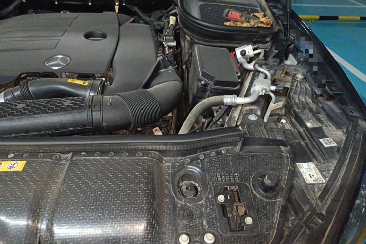 Used Mercedes-Benz GLE 2021 GLE 350 4MATIC Dynamic Edition Engine Bay Left