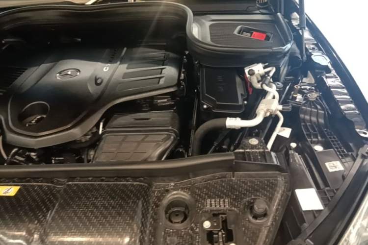 Used Mercedes-Benz GLE 2021 GLE 450 4MATIC Luxury Model Engine Bay Left