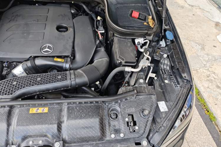 Used Mercedes-Benz GLE 2021 GLE 350 4MATIC Dynamic Edition Engine Bay Left