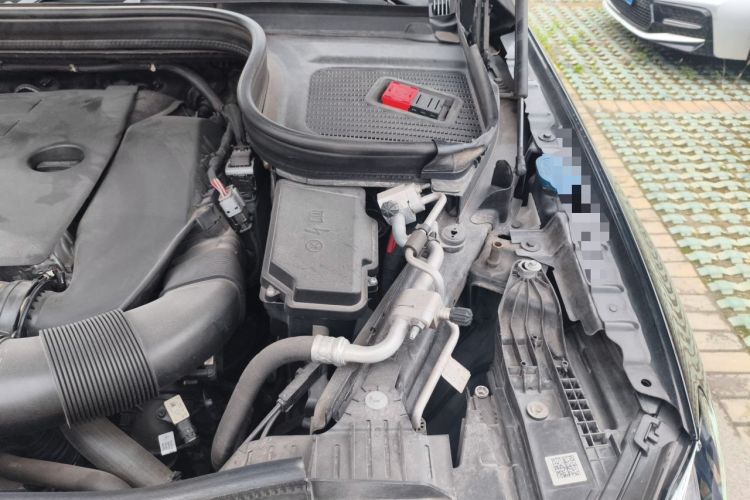 Used Mercedes-Benz GLE 2021 GLE 350 4MATIC Stylish Model Engine Bay Left