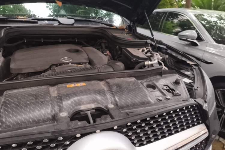 Used Mercedes-Benz GLE 2021 GLE 350 4MATIC Stylish Model Engine Bay Left