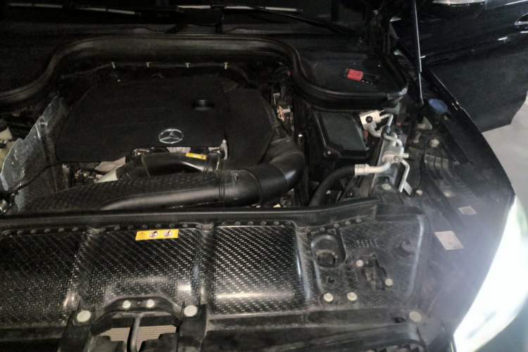 Used Mercedes-Benz GLE 2021 GLE 350 4MATIC Stylish Model Engine Bay Left