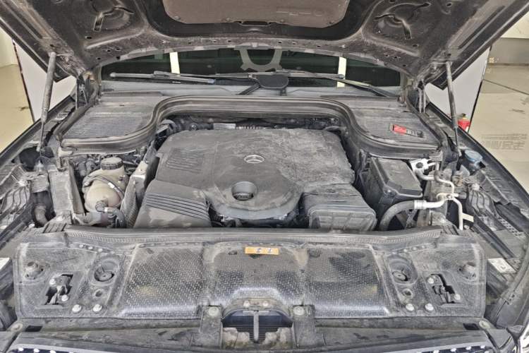 Used Mercedes-Benz GLE 2021 GLE 450 4MATIC AMG Line Engine Bay