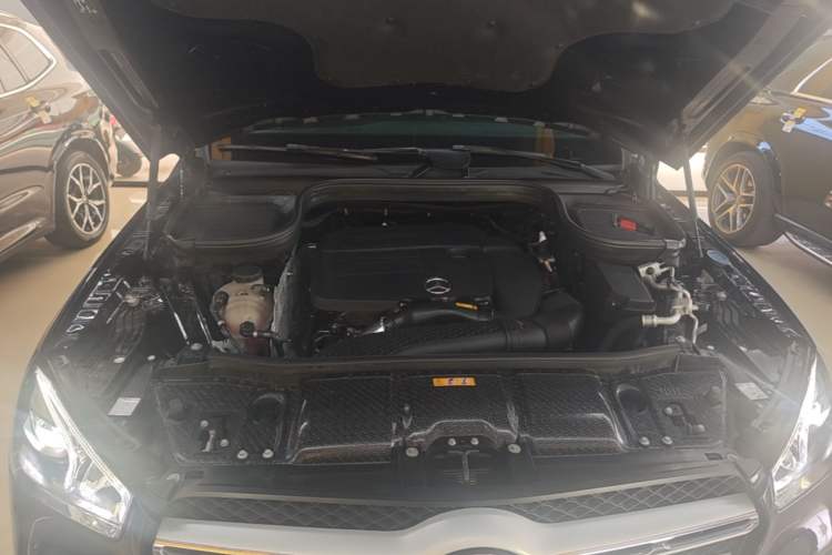 Used Mercedes-Benz GLE 2021 GLE 350 4MATIC Dynamic Edition Engine Bay