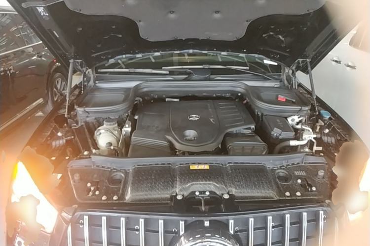 Used Mercedes-Benz GLE 2021 GLE 450 4MATIC AMG Line Engine Bay