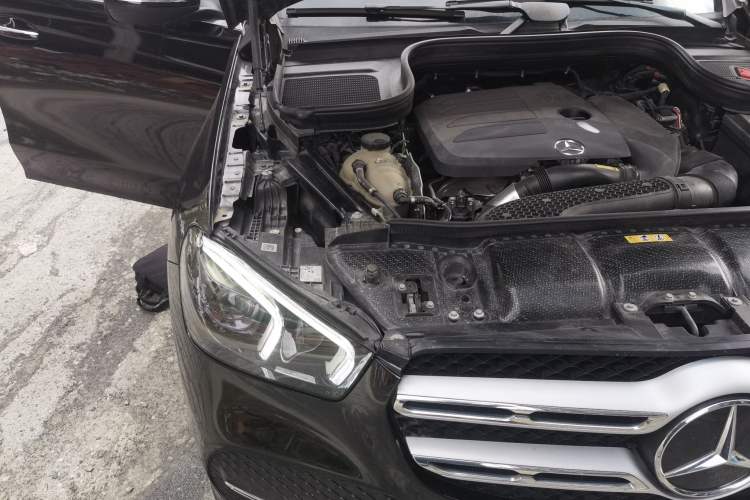 Used Mercedes-Benz GLE 2021 GLE 350 4MATIC Dynamic Edition Engine Bay Right