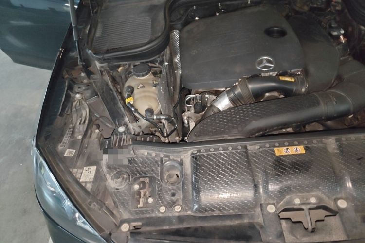 Used Mercedes-Benz GLE 2021 GLE 350 4MATIC Stylish Model Engine Bay Right