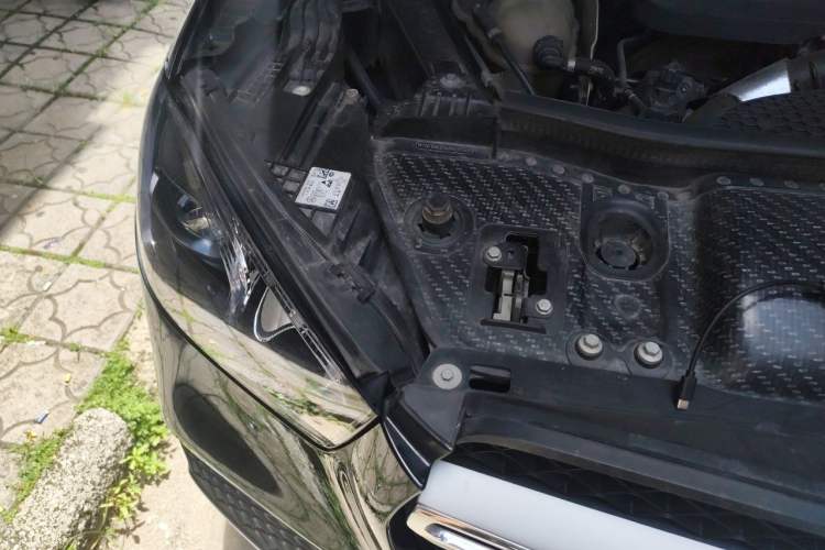 Used Mercedes-Benz GLE 2021 GLE 350 4MATIC Dynamic Edition Engine Bay Right