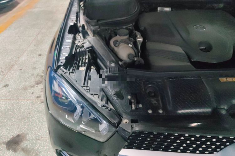 Used Mercedes-Benz GLE 2021 GLE 450 4MATIC Luxury Model Engine Bay Right