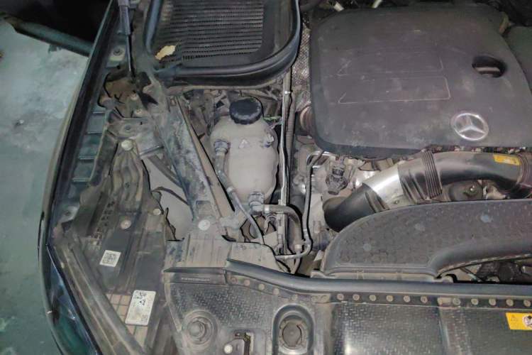 Used Mercedes-Benz GLE 2021 GLE 350 4MATIC Stylish Model Engine Bay Right