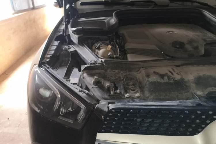 Used Mercedes-Benz GLE  Engine Bay Right