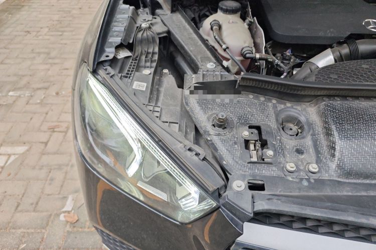 Used Mercedes-Benz GLE 2021 GLE 350 4MATIC Stylish Model Engine Bay Right