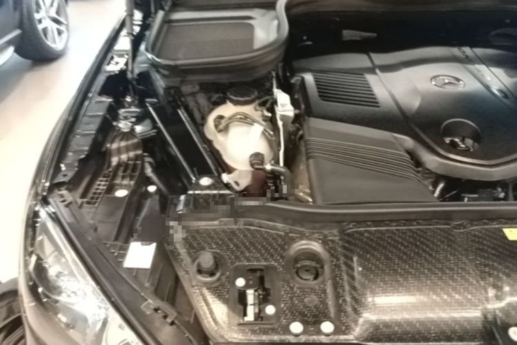Used Mercedes-Benz GLE 2021 GLE 450 4MATIC Luxury Model Engine Bay Right