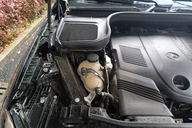 Used Mercedes-Benz GLE 2021 GLE 450 4MATIC AMG Line Engine Bay Right