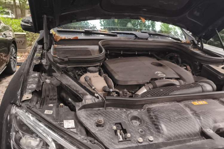 Used Mercedes-Benz GLE 2021 GLE 350 4MATIC Stylish Model Engine Bay Right