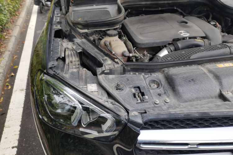 Used Mercedes-Benz GLE 2021 GLE 350 4MATIC Dynamic Edition Engine Bay Right