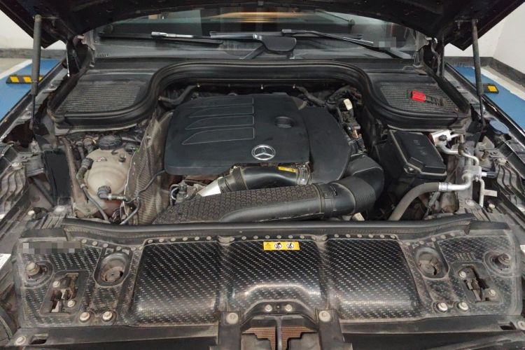Used Mercedes-Benz GLE 2021 GLE 350 4MATIC Stylish Model Engine Bay