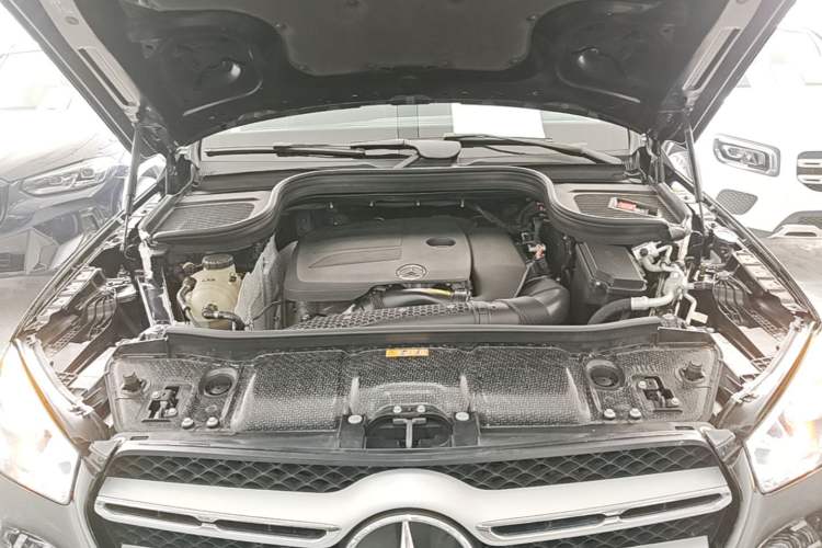 Used Mercedes-Benz GLE 2021 GLE 350 4MATIC Dynamic Edition Engine Bay