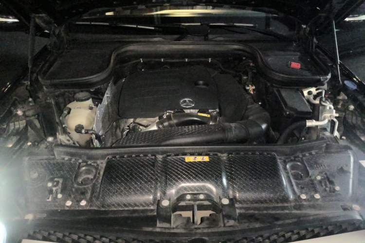 Used Mercedes-Benz GLE 2021 GLE 350 4MATIC Stylish Model Engine Bay