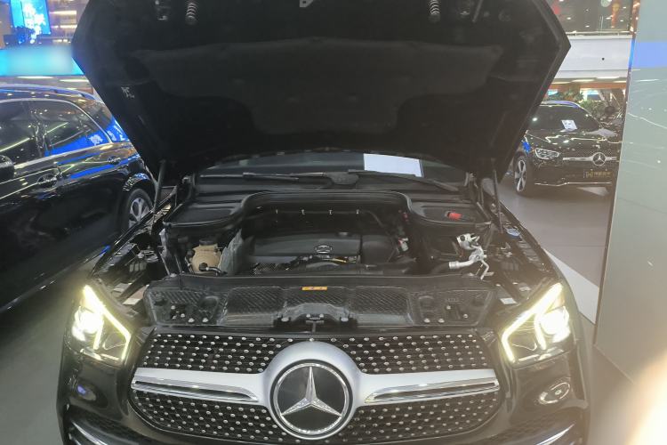 Used Mercedes-Benz GLE 2021 GLE 350 4MATIC Stylish Model Engine Bay