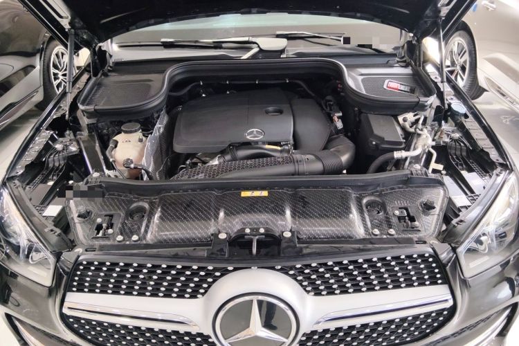 Used Mercedes-Benz GLE 2021 GLE 350 4MATIC Luxury Model Engine Bay