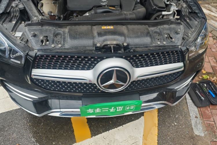 Used Mercedes-Benz GLE 2021 GLE 350 4MATIC Stylish Model Engine Bay