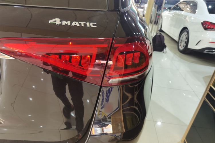 Used Mercedes-Benz GLE 2021 GLE 350 4MATIC Dynamic Edition Exterior 2