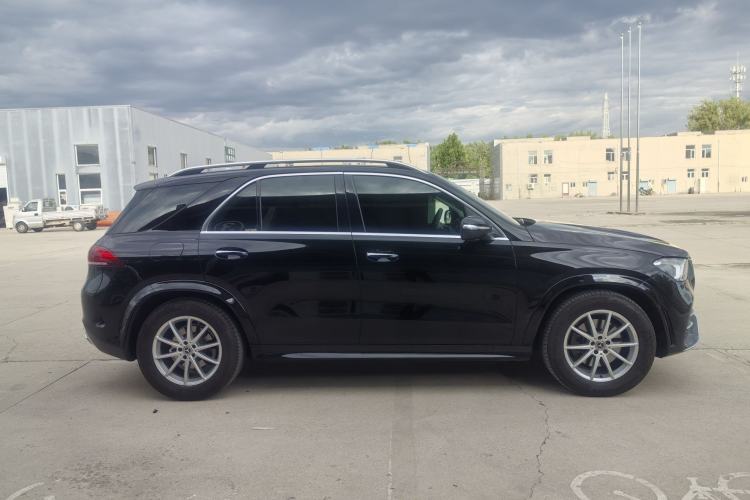 Used Mercedes-Benz GLE 2021 GLE 350 4MATIC Stylish Model Exterior 3