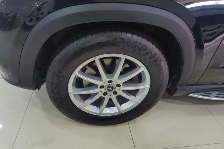 Used Mercedes-Benz GLE 2021 GLE 350 4MATIC Dynamic Edition Exterior 3