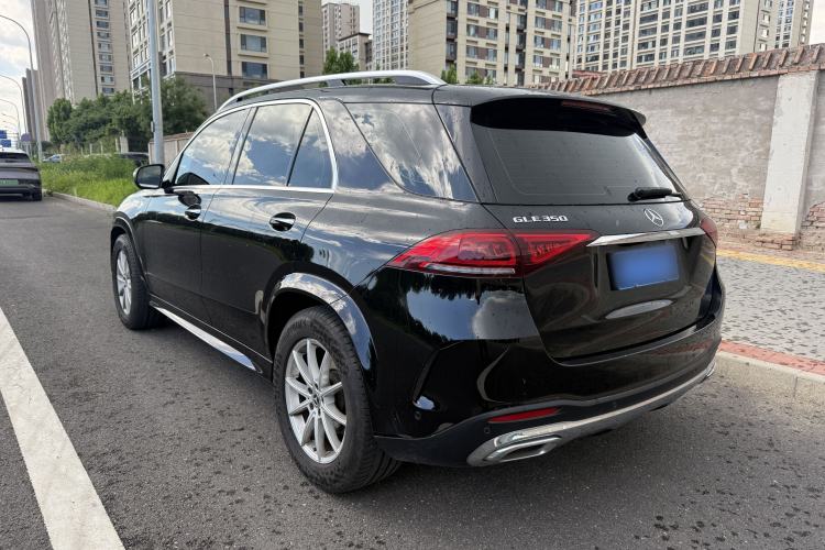 Used Mercedes-Benz GLE 2021 GLE 350 4MATIC Stylish Model Exterior 4
