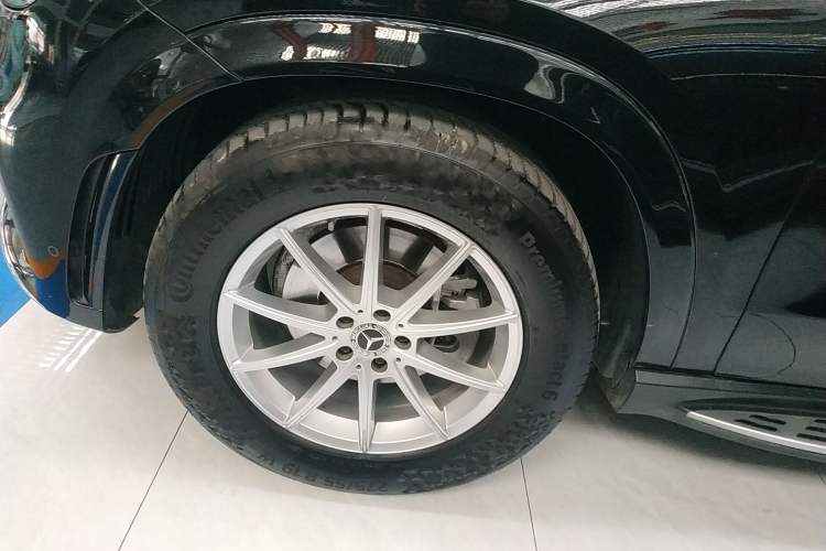 Used Mercedes-Benz GLE 2021 GLE 350 4MATIC Stylish Model Exterior 7