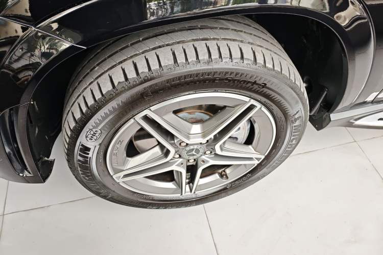 Used Mercedes-Benz GLE 2021 GLE 450 4MATIC AMG Line Exterior 7
