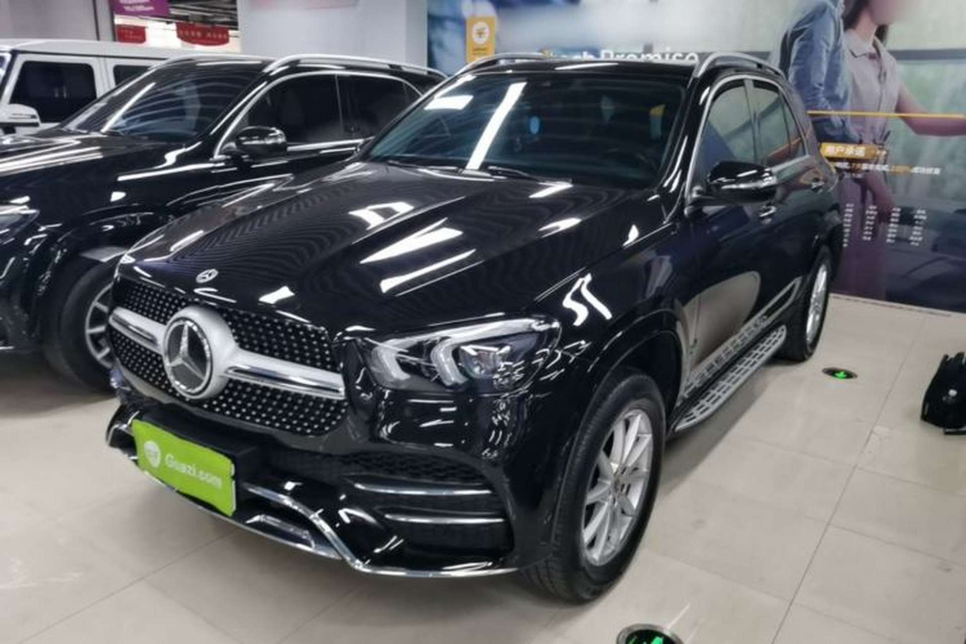 Used Mercedes-Benz GLE 2021 GLE 350 4MATIC Stylish Model Front Left 45 Deg