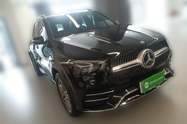 Used Mercedes-Benz GLE 2021 GLE 450 4MATIC Stylish Model Front Right 45 Deg