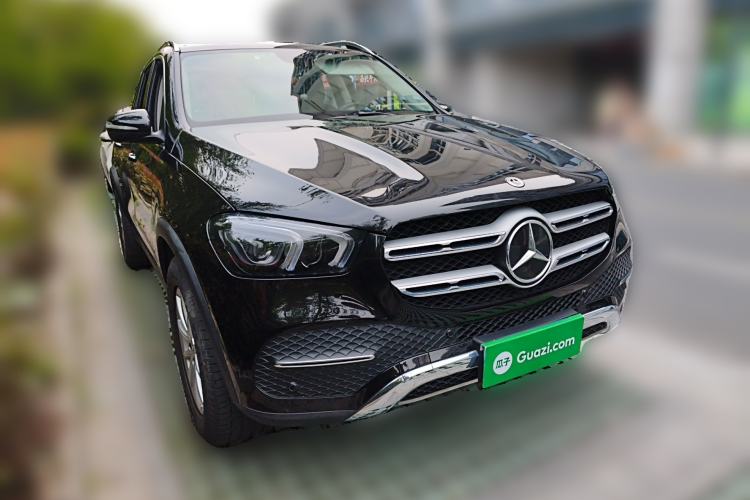 Used Mercedes-Benz GLE 2021 GLE 350 4MATIC Stylish Model Front Right 45 Deg