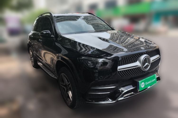 Used Mercedes-Benz GLE 2021 GLE 350 4MATIC Stylish Model Front Right 45 Deg