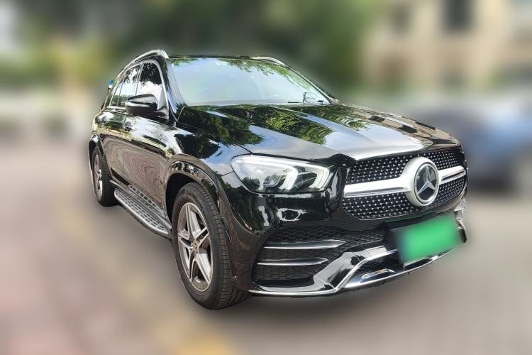Used Mercedes-Benz GLE 2021 GLE 450 4MATIC Stylish Model Front Right 45 Deg