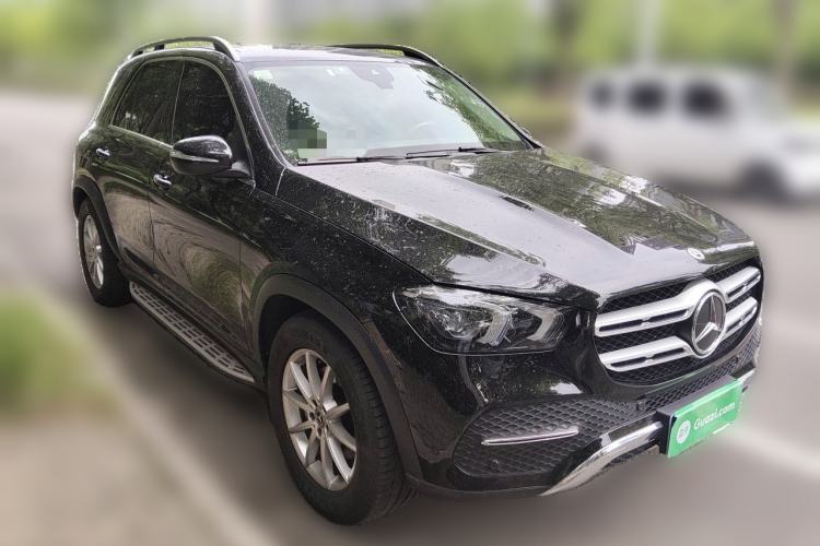 Used Mercedes-Benz GLE 2021 GLE 350 4MATIC Stylish Model Front Right 45 Deg